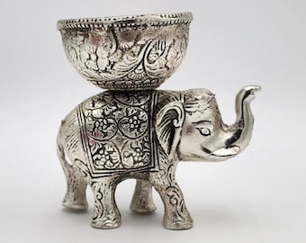 German Silver items , Indian Pooja Items ,Haldi kum kum holder / Laxmi diyas/ plate- Pooja Thali/bowls for Varalaxmi Pooja decor and gifts