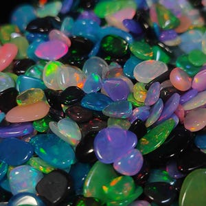 Dyed Multi Color Ethiopian Opal, Opal Polish Raw slice, Welo Fire Opal, Opal Raw,Opal Gemstone For Jewelry Making & Gifts Size 4-9MM,100 PCS