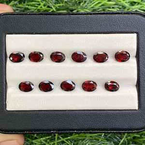 11 Pcs Oval Shape Garnet Cut Stone Mozambique Garnet Gemstone Cut Stone Natural Red 7x5mm Garnet Faceted Loose Stone For Jewelry Making