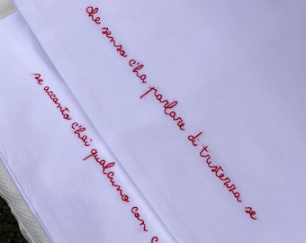 Coppia di federe ricamata a mano