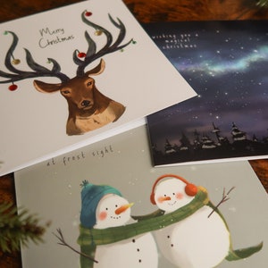 Belles cartes de Noël, vœux de vacances amusants, ensemble de cartes festives, motifs assortis, intérieur vierge.