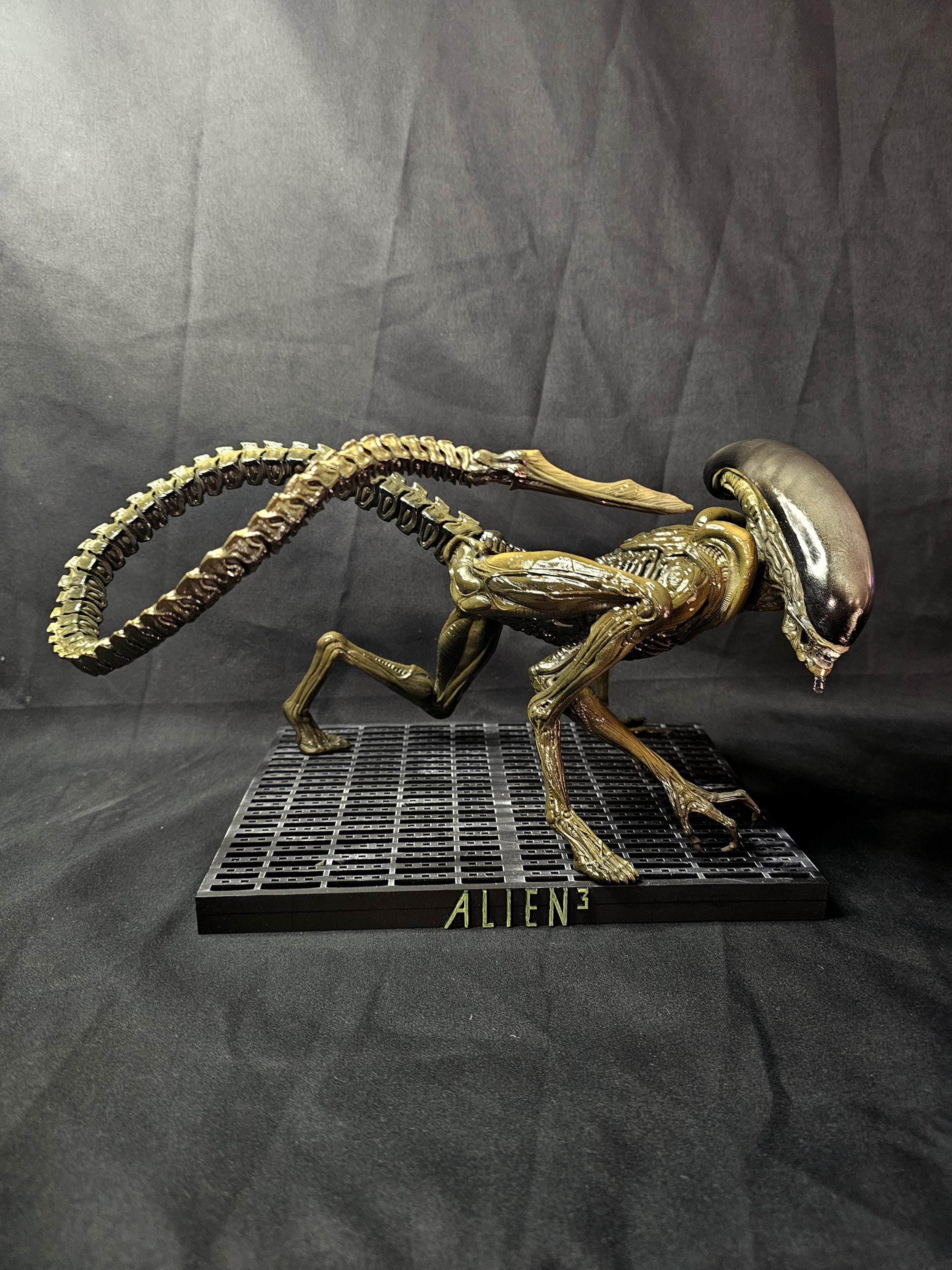 Alien 3 1/6 Dog Alien Statue - Etsy