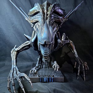 Alien Queen ltd to 426 pcs