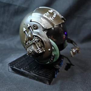 Aliens Cpl. Ferro 1/2 Scale helmet miniature