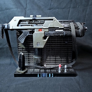 Aliens Ripley final battle Pulse Rifle/Flamethrower miniature model 250mm
