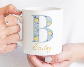 Taza con inicial personalizada, regalo de taza con limón, regalo de taza con nombre personalizado, regalo de taza con nombre personalizado, ideas de regalo con limón, regalo para amantes del limón, regalo de taza de café