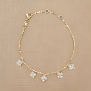 7 / 10CTW Moissanit Armband in 14K Vergoldetes Silber | Stilvoller Schmuck für Frauen und Mädchen | Perfekt für alle Anlässe & Geschenke