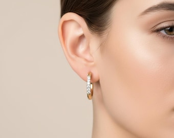14K vergulde Moissaniet Huggie-oorbellen | Sterlingzilveren hoepel