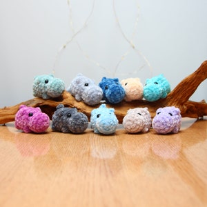 Gehäkeltes Mini Nilpferd aus Chenille