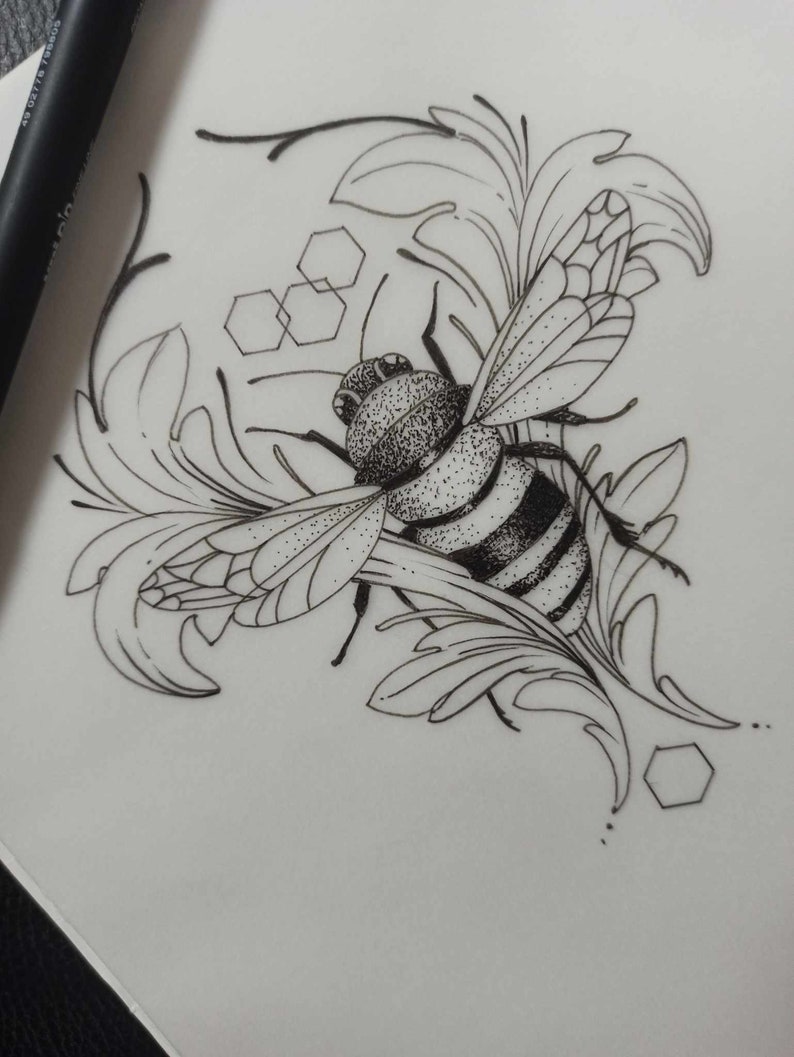 Bee, tattoo ideas, tattoo design, tattoo motive, ornament image 1