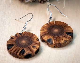 Boucles d'oreilles en bois de Banksia - faites à la main avec un grain fascinant