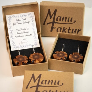 Banksia wooden earrings handmade with fascinating grain image 4