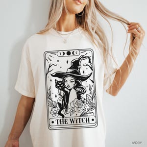 T-shirt sorcière carte tarot cadeau t-shirt pour sorcières T-shirt chat noir cadeau maman sorcière t-shirt Halloween couleurs confort t-shirt amoureux des chats sorcières cadeau
