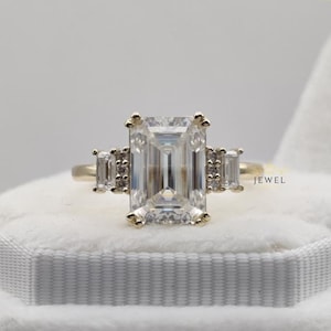 2 CT Emerald Cut Moissanite Engagement Ring Beautiful Promise Ring For Her 18K Gold Art Deco Ring Best Wedding Anniversary Gift Ring
