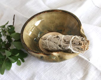 Handmade Sacred Smudge Bowl | Spiritual tool | Spiritual gift