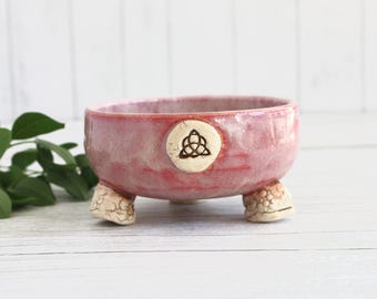 Handmade Stoneware Trinket Bowl: Whimsical Key/Ring Dish