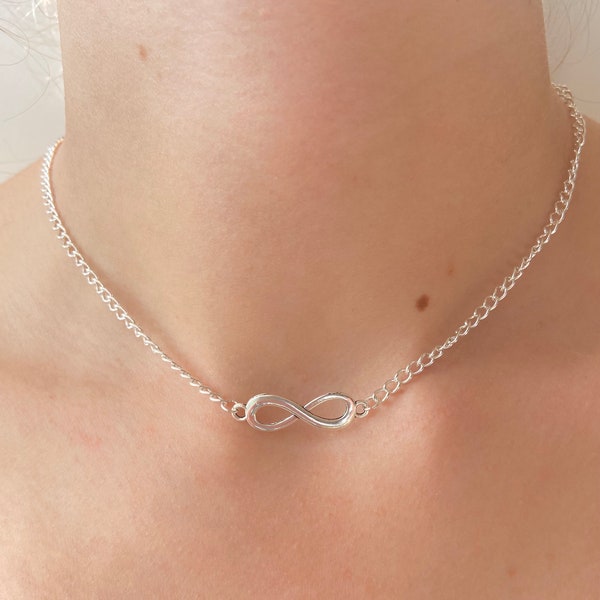 Collier symbole infini - Pendentif amour éternel - Cadeau significatif pour elle, parfait pour les anniversaires et les moments spéciaux - Cadeau relationnel