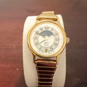 Vintage Galaxie by ELGIN Moonphase Womens Watch.