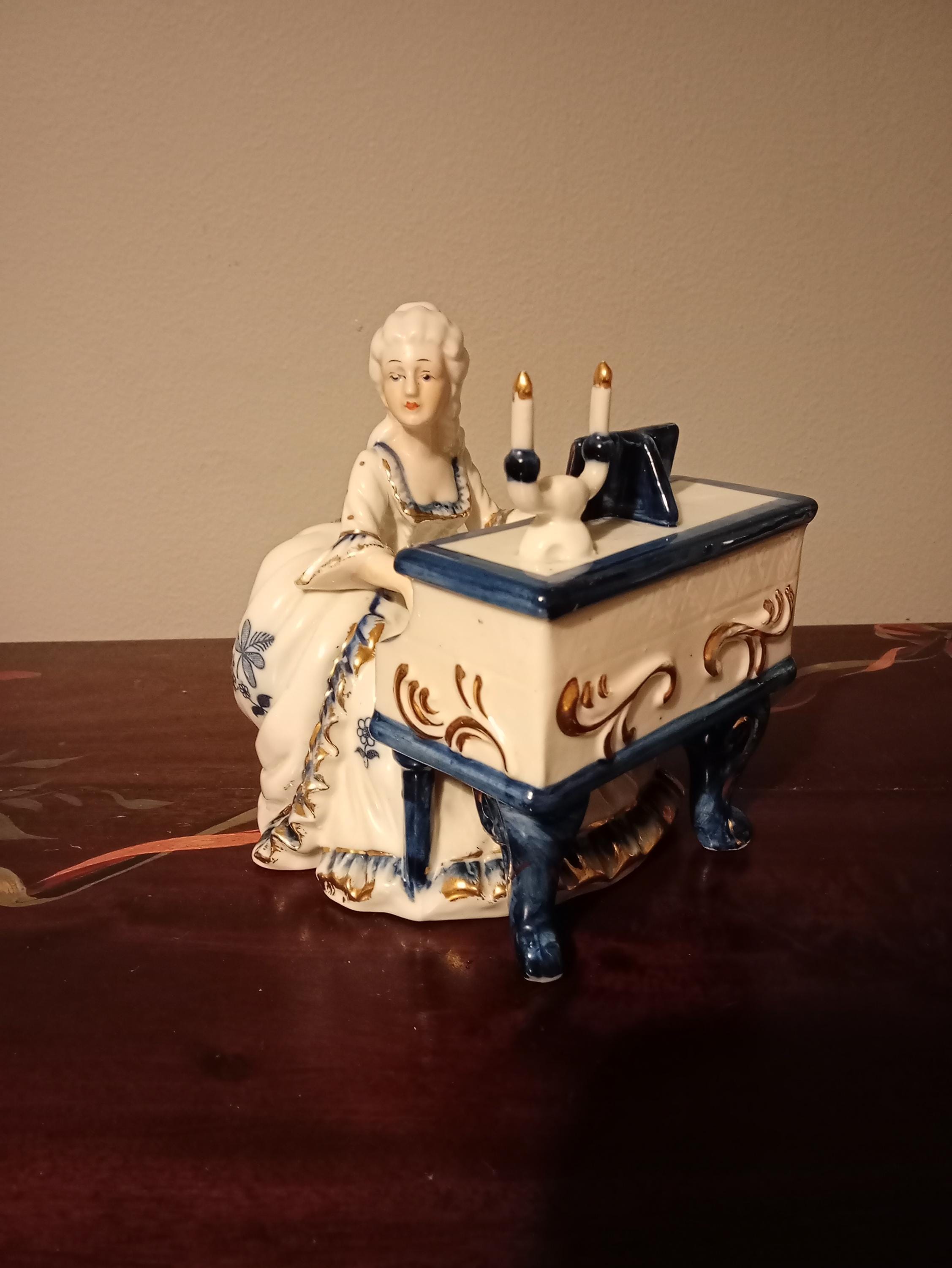 Porcelain Piano Lady - Etsy