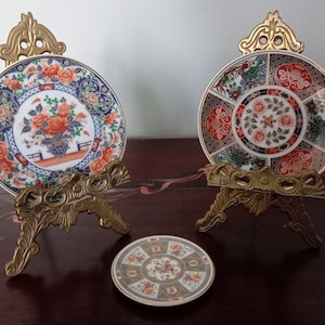 Set of 3 Vintage Imari Plate Eiwa Kinsei Japanese Porcelain.