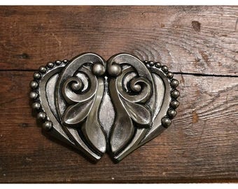 Washed Up Hollywood Belt Buckle Gothic Heart Pewter Statement - As Seen on Shark
