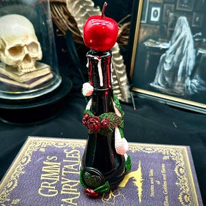 New "Eve's Seduction" a Color-Changing Potion themed around the seduction of eve (Adam & Eve)