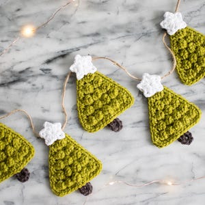 Patrón de árbol de Navidad a crochet + Tutoriales de puntadas en video / Guirnalda de árbol de bolas / Adorno / Decoración / Fotos y videos fáciles paso a paso