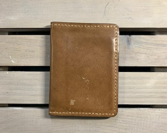 Tarjetero vertical plegable de cuatro bolsillos con ranura para efectivo plegado o billetera con capacidad para 4 a 12 tarjetas
