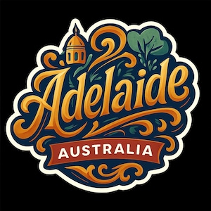 Puede incluir: Una colorida pegatina con la palabra "Adelaide" en letras doradas estilizadas, con "Australia" en blanco sobre una pancarta roja. El diseño incluye un edificio dorado, follaje verde y remolinos decorativos sobre un fondo azul oscuro.