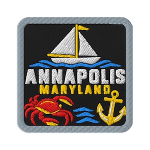 Broderad lapp med segelbåtskrabba i Annapolis, Maryland - fyrkantig, oval eller rund form, stryk-på, sy-på, samlarobjekt
