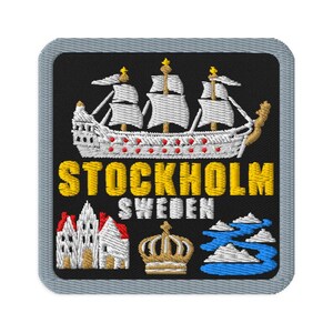 Broderad souvenirlapp med Stockholmsskeppskrona - fyrkantig, oval eller rund form, stryk-på, sy-på, samlarobjekt
