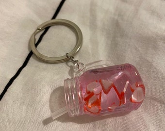 Rosa Erdbeer-Cocktail Schlüsselanhänger