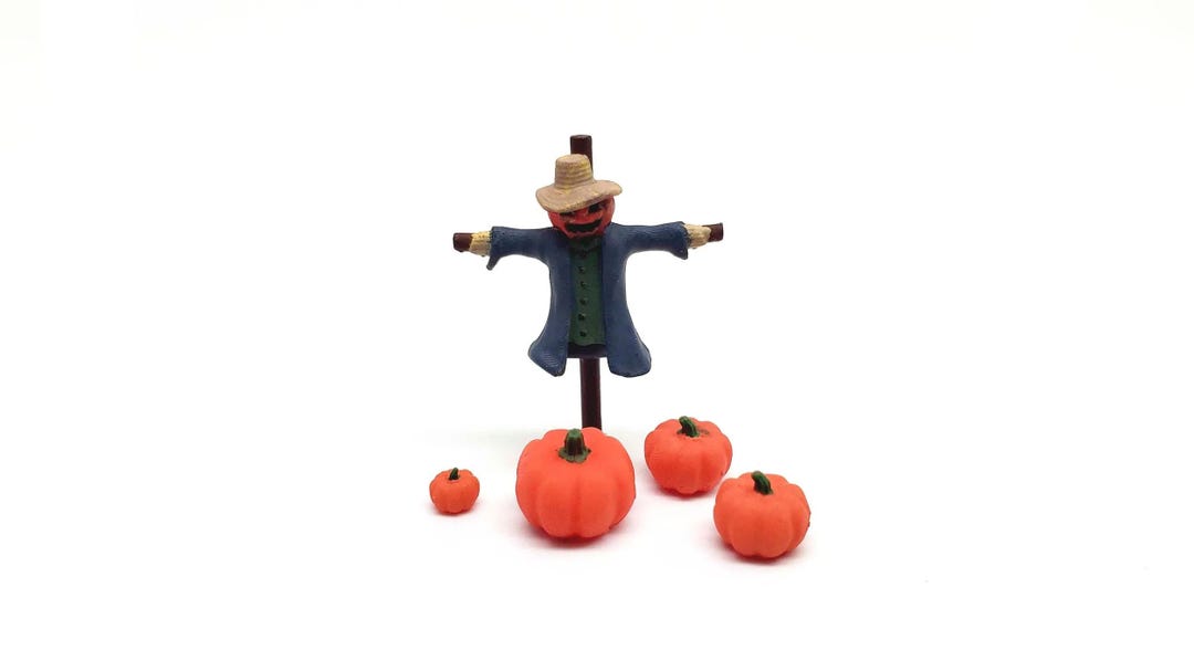 Scarecrow - HO Scale, N Scale, S Scale | Model Train Scenery - Etsy
