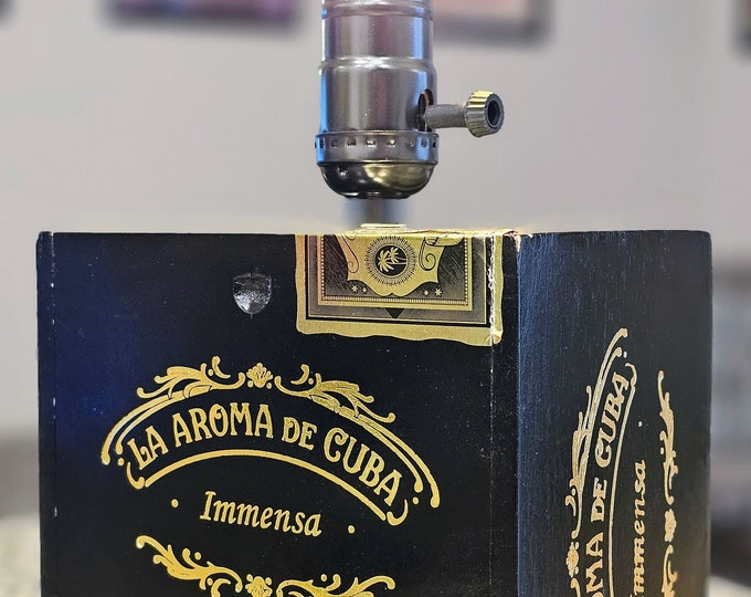 La Aroma De Cuba Cigar Box Lamp