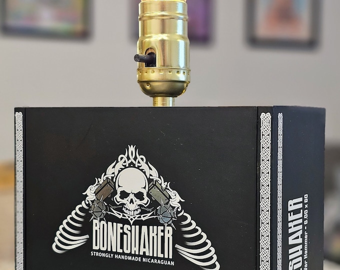 Boneshaker Warhammer Cigar Box Lamp