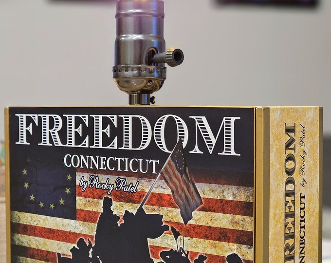 Rocky Patel Freedom Connecticut Cigar Box Lamp