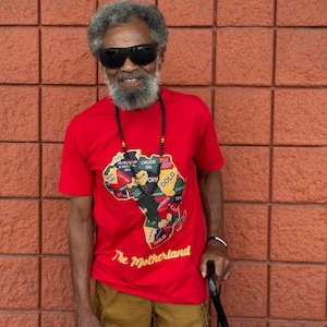 Camiseta con el mapa de África "La Madre Patria", algodón rojo, diseño de recursos naturales
