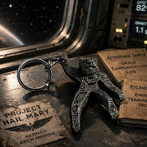 Project Hail Mary – Grace Figure Keychain | 3D Printed Sci-Fi Movie Inspired Keyring