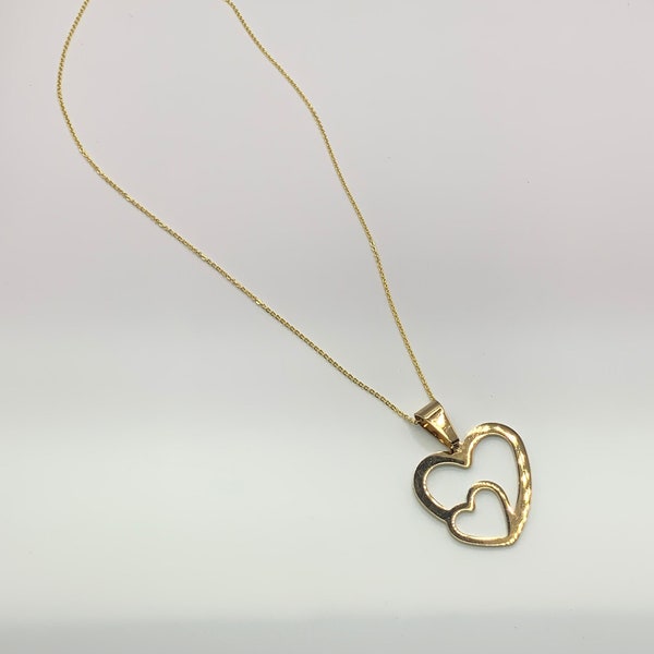 DOUBLE C HEART NECKLACE IN GOLD METAL