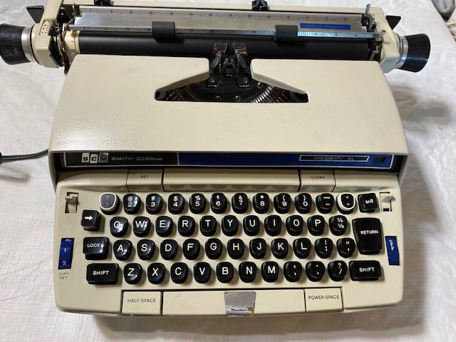 エレクトリックタイプライター Electric ibm typewriter - Etsy 日本