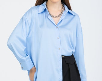 Elegante camisa de satén de seda azul de gran tamaño para mujer, camisa elegante sin esfuerzo, camisa de mujer con estilo, top de oficina de secretaria de satén de seda de gran tamaño