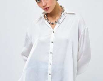 Women's Elegant White Oversized Silk Satin Shirt, Effortless Chic Shirt, Stylish Women's Shirt, Oversized Silk Satin Secretary Office Top