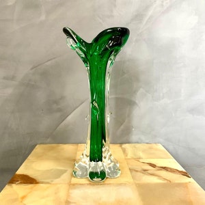 Vintage Emerald Green Glass Vase, Stretch Swung Art Glass Vase, Elephant Foot Base, Rufled Edge, Home Accents,