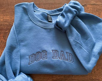 Broderad tröja med rund halsringning och hundmotiv