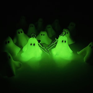 Glow-in-the-Dark Ghost Earrings – Handmade Halloween Jewelry, Glowing Accessories, Cute Polymer Clay Earrings,  Spooky Halloween Gift