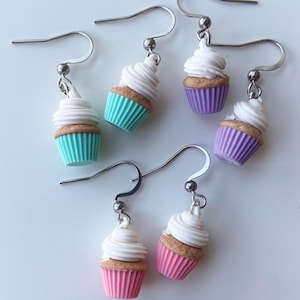 Handmade Cupcake Earrings – Polymer Clay Jewelry, Food-Themed Accessories, Unique Baking Gift, Miniature Kawaii Cupcakes, Realistic Dessert