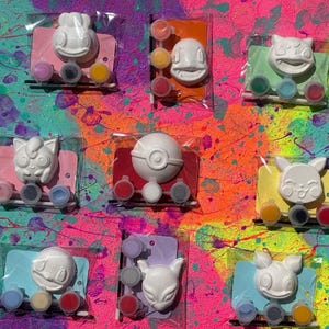 Cadeau de fête pour enfants inspiré de Poke mon - Peignez votre propre paquet de fête poke - Cadeaux - Peut être peint. Pack de fête, cadeau de fête