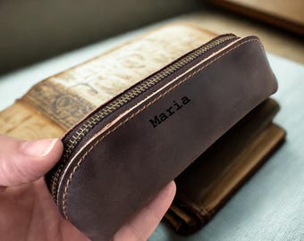 Personalized Makeup Bag Top Grain Leather, Custom Pencil Case with Zipper, Hand Crafted Cosmetic Case, Pen Pouch