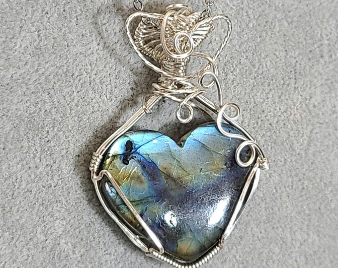 Labradorite, Wire wrapped necklace, wire wrap, handmade, gifts for her, pendant, transformation, awakening, protection, shield from negative