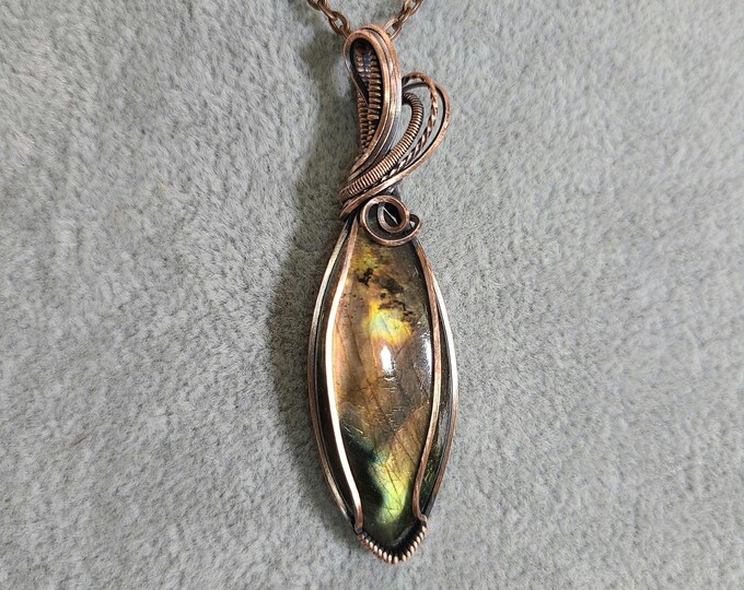 Labradorite, Wire wrapped necklace, wire wrap, handmade, gifts for her, pendant, transformation, awakening, clarity, intuition, third eye